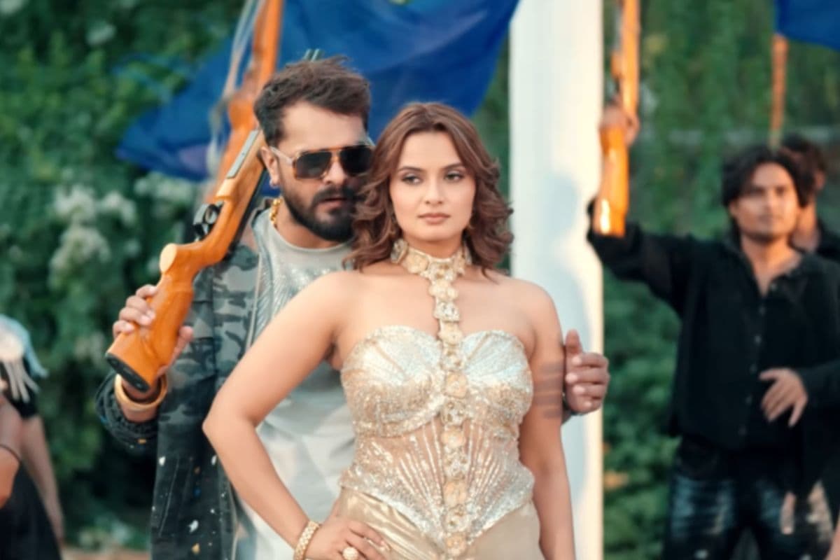 'केस तेरी रानी लड़ेगी' गाने में खेसारी लाल यादव का दबंग अंदाज, नीलम गिरी ने बटोरी सुर्खियां