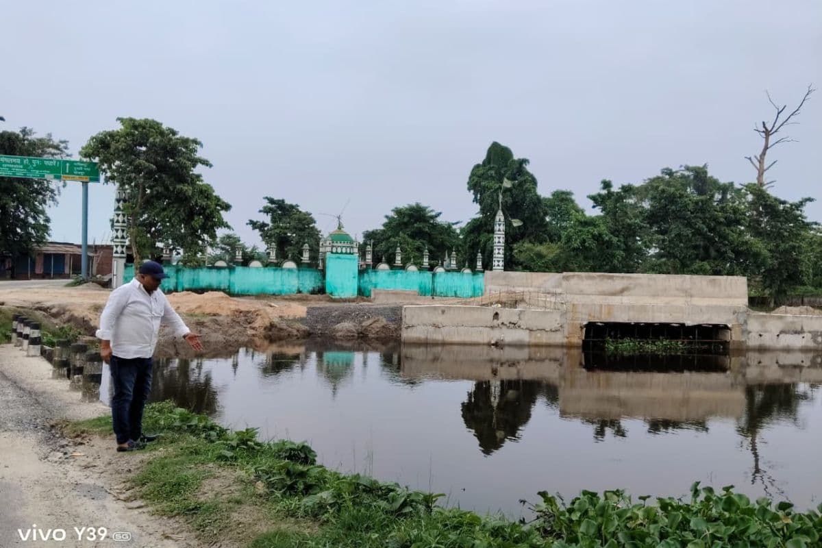 किशनगंज बायपास बना बाढ़ का खतरा? 100 एकड़ खेती पर संकट