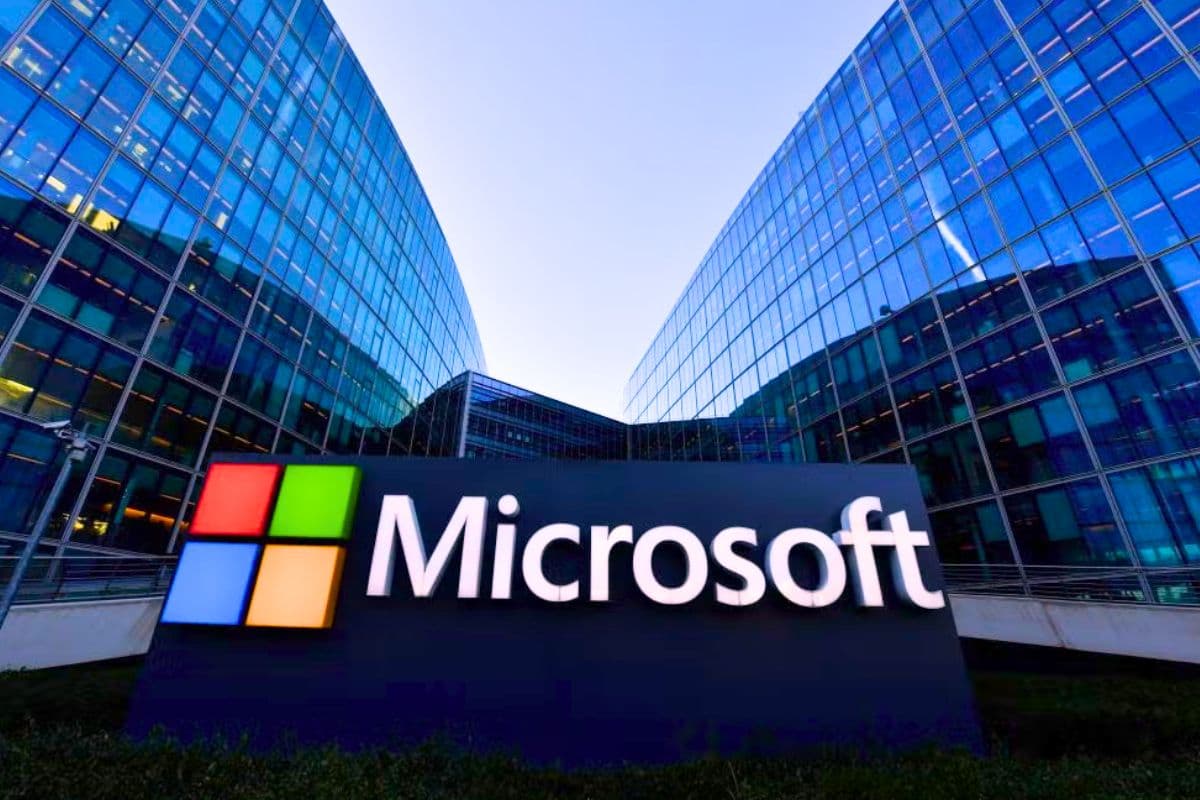जब सिर्फ एक अक्षर के लिए Microsoft ने खर्च कर दिए थे 20 मिलियन डॉलर, जानिए पूरी कहानी
