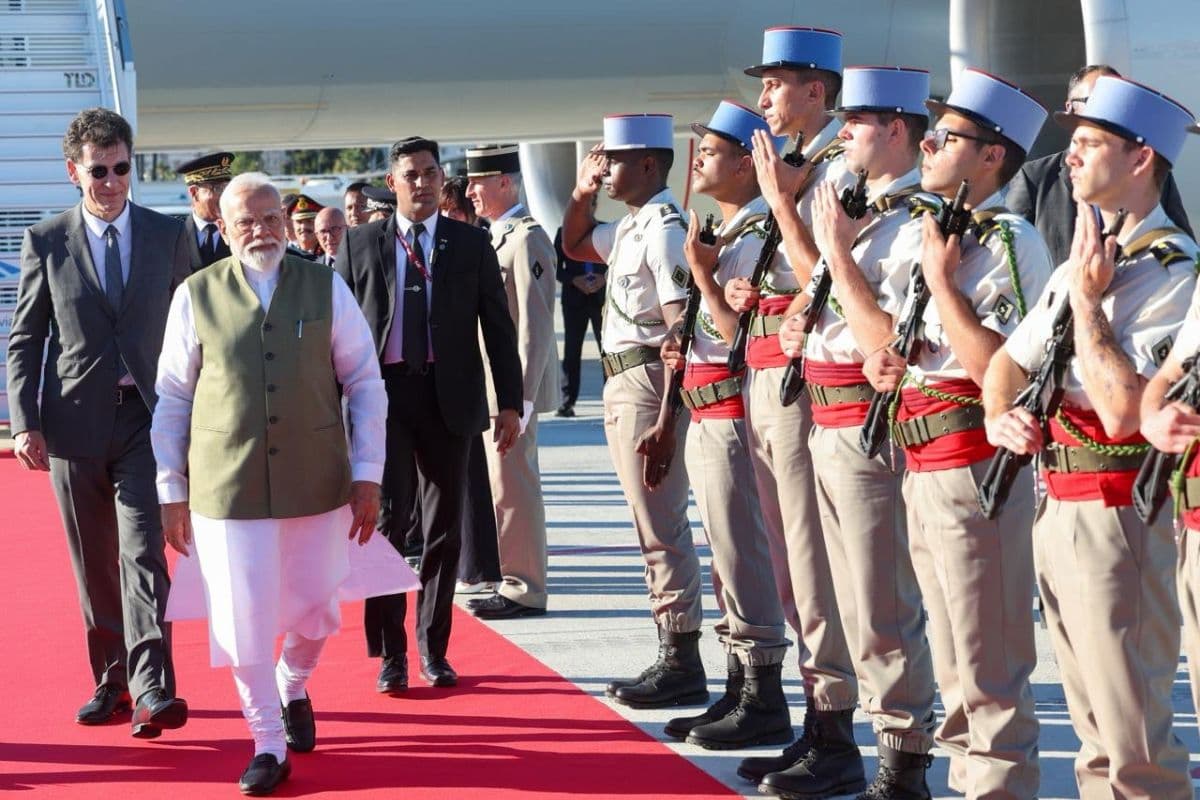 मैक्रों और ट्रंप के साथ मीटिंग, G7 समिट में लेंगे हिस्सा, यूरोप दौरे पर फ्रांस पहुंचे पीएम मोदी के सामने कई अहम एजेंडे