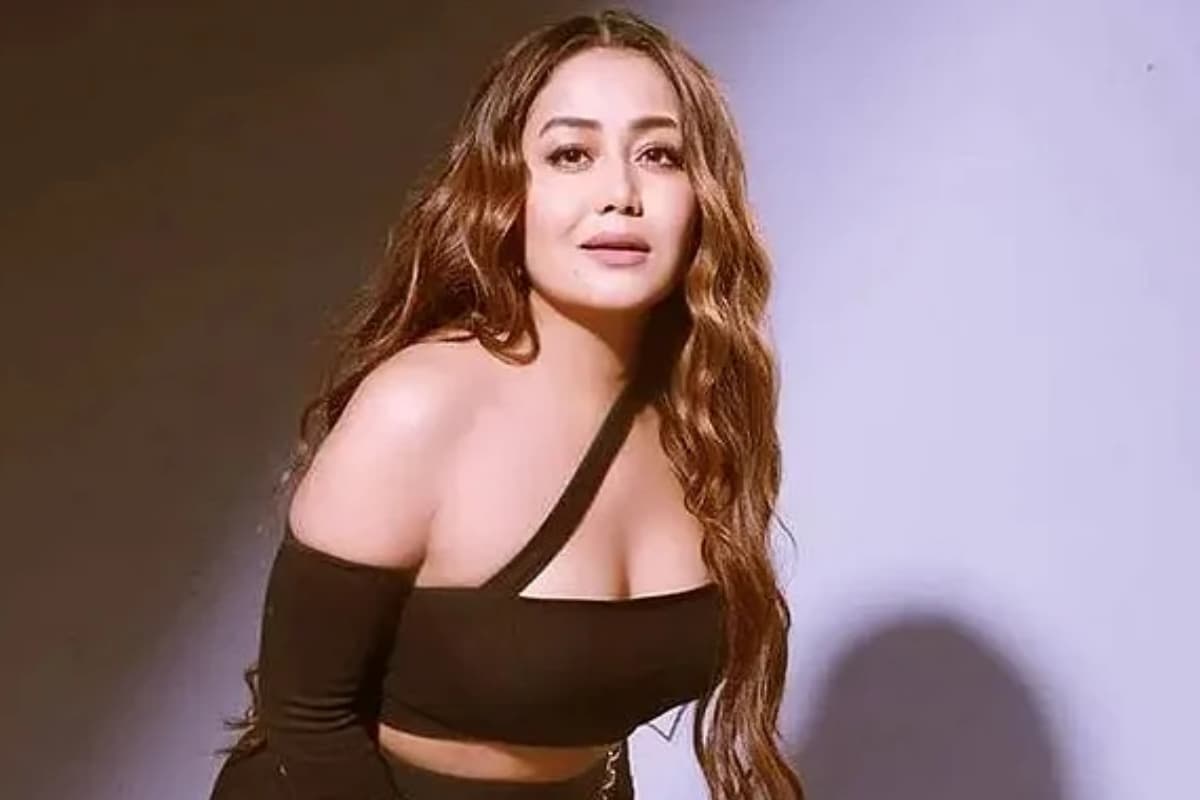 जागरण में 500 रुपये कमाने से शुरू हुआ सफर, आज करोड़ों दिलों की धड़कन बनीं नेहा कक्कड़