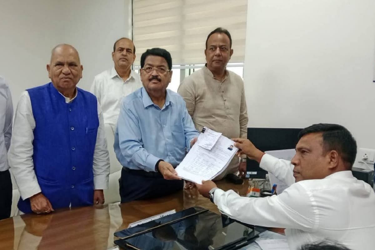 परिमल नाथवानी का पर्चा वैध, कांग्रेसी मंत्रियों के विरोध के बाद दिल्ली में डेरा जमाएंगे विधायक