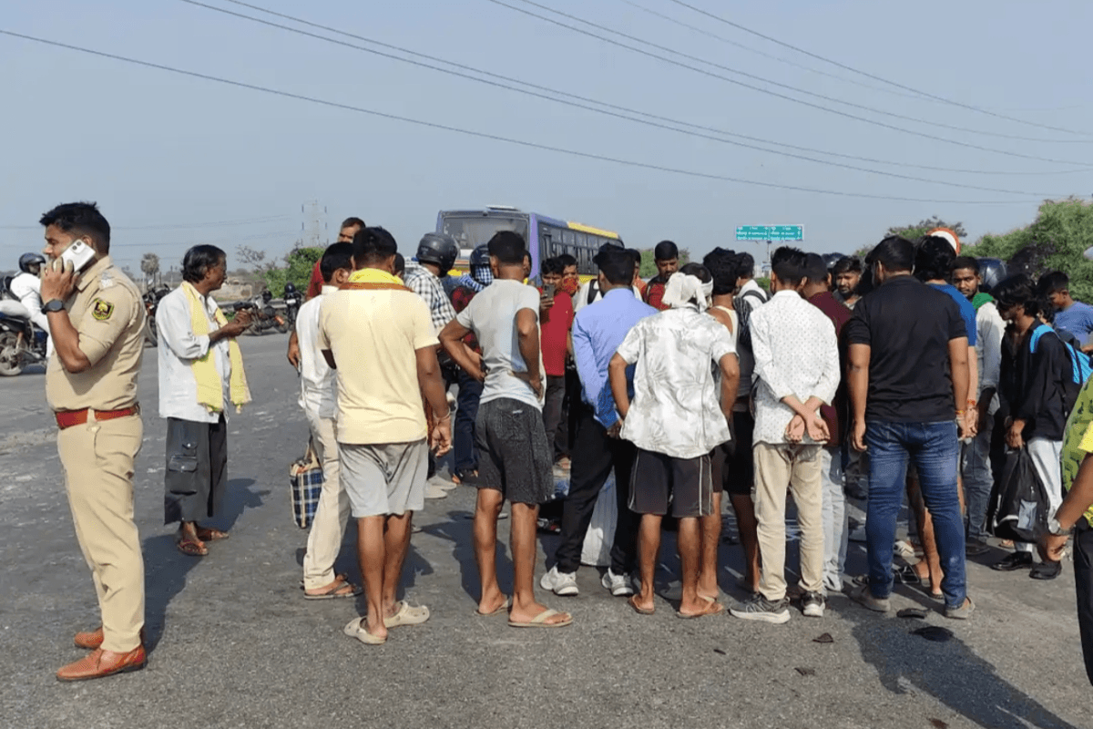 पटना-बख्तियारपुर फोरलेन पर बाइक सवार दो दोस्तों को ट्रक ने कुचला, एक की मौत, जगदंबा स्थान से दर्शन कर लौट रहे थे
