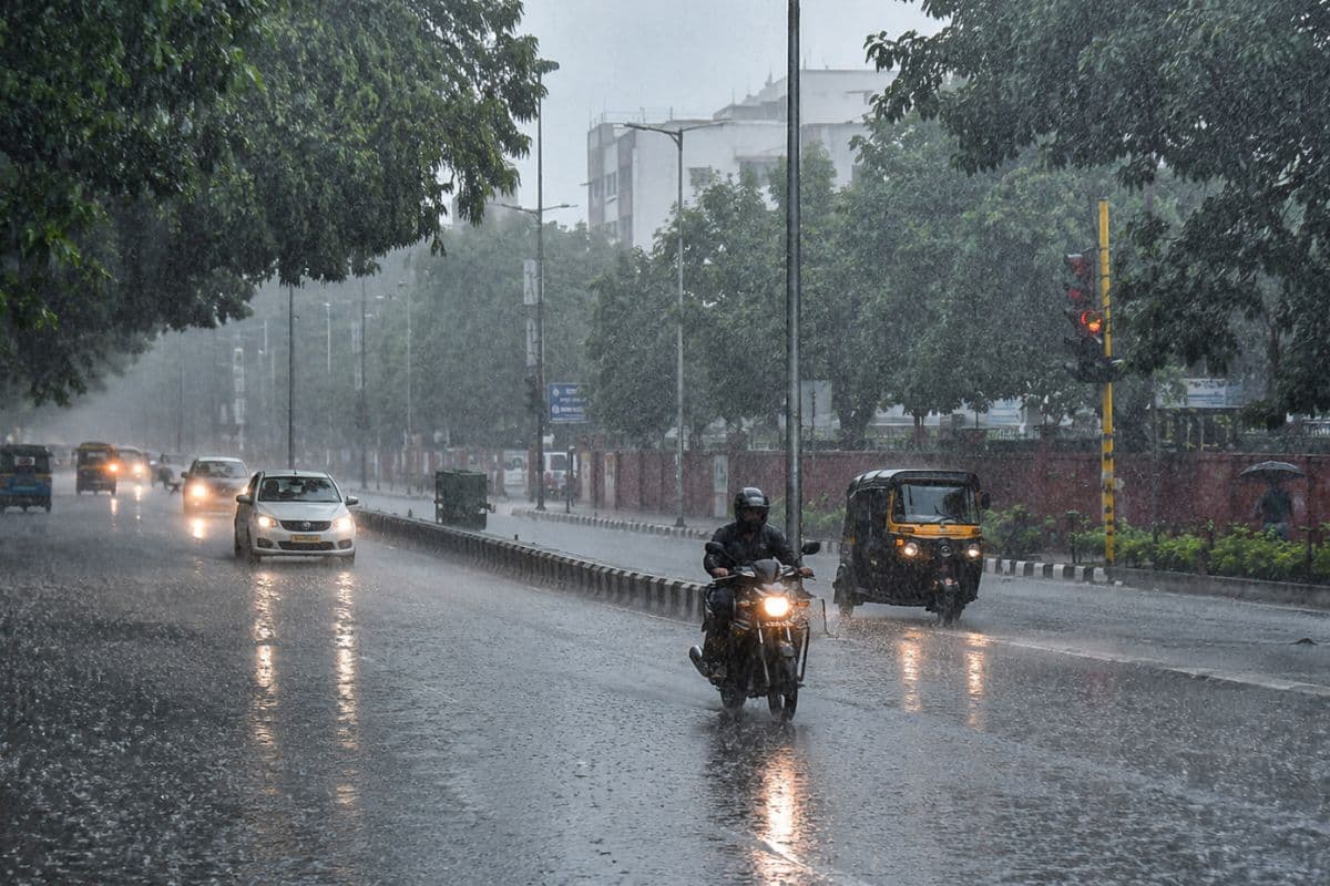 सारण सहित बिहार के 9 जिलों में ऑरेंज अलर्ट, अगले 2-3 घंटे झमाझम बारिश के आसार, 60 KMPH की रफ्तार से चलेंगी तेज हवाएं