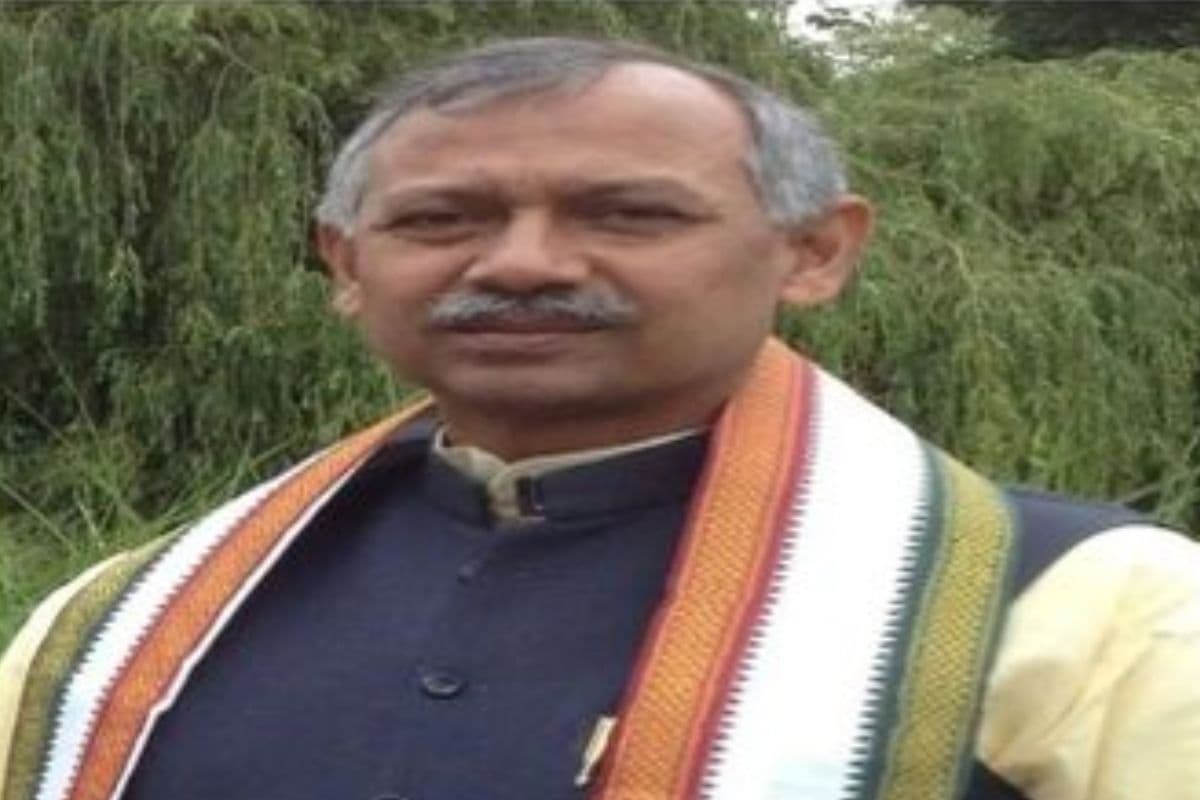 सीवान से पटना के लिए चलेंगीं नई ट्रेनें, महाराजगंज में बनेगा आरपीएफ पोस्ट, सांसद की बड़ी मांग