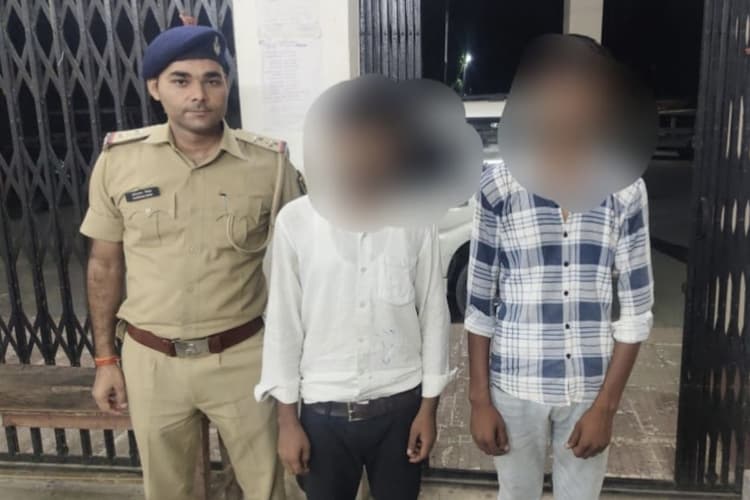 गया जी में अश्लील फोटो-वीडियो वायरल कर रहे थे युवक, पुलिस ने दो आरोपियों को दबोचा