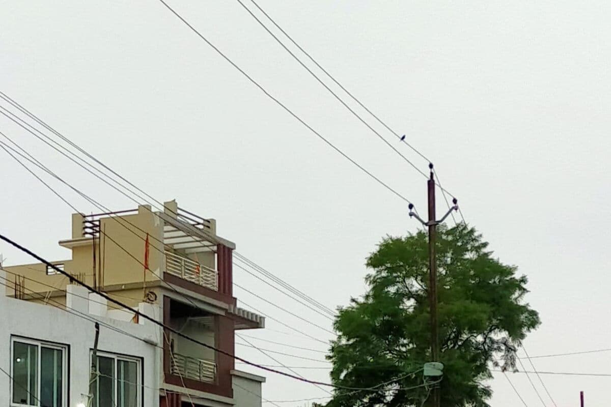 पूर्णिया में मौसम का डबल गेम, सुबह बादल और बारिश के आसार, दिन चढ़ते ही सताने लगती है गर्मी