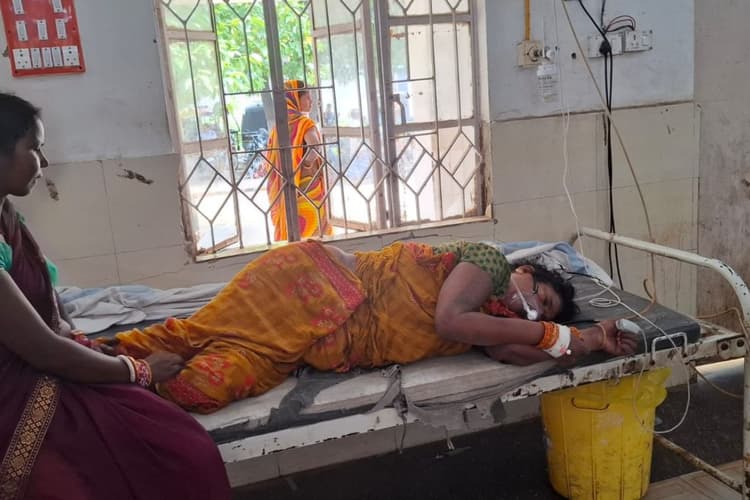 घरेलू विवाद के बाद बुजुर्ग महिला ने आम के बगीचे में लगाई फांसी, गंभीर हालत में जीएमसीएच में भर्ती
