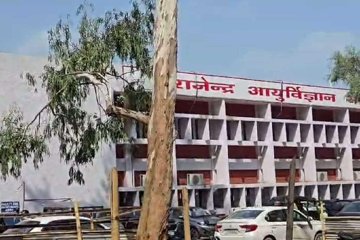 रिम्स में महिलाओं की प्राइवेसी खतरे में, पुरुषों के साथ कॉमन टॉयलेट का करना पड़ रहा इस्तेमाल
