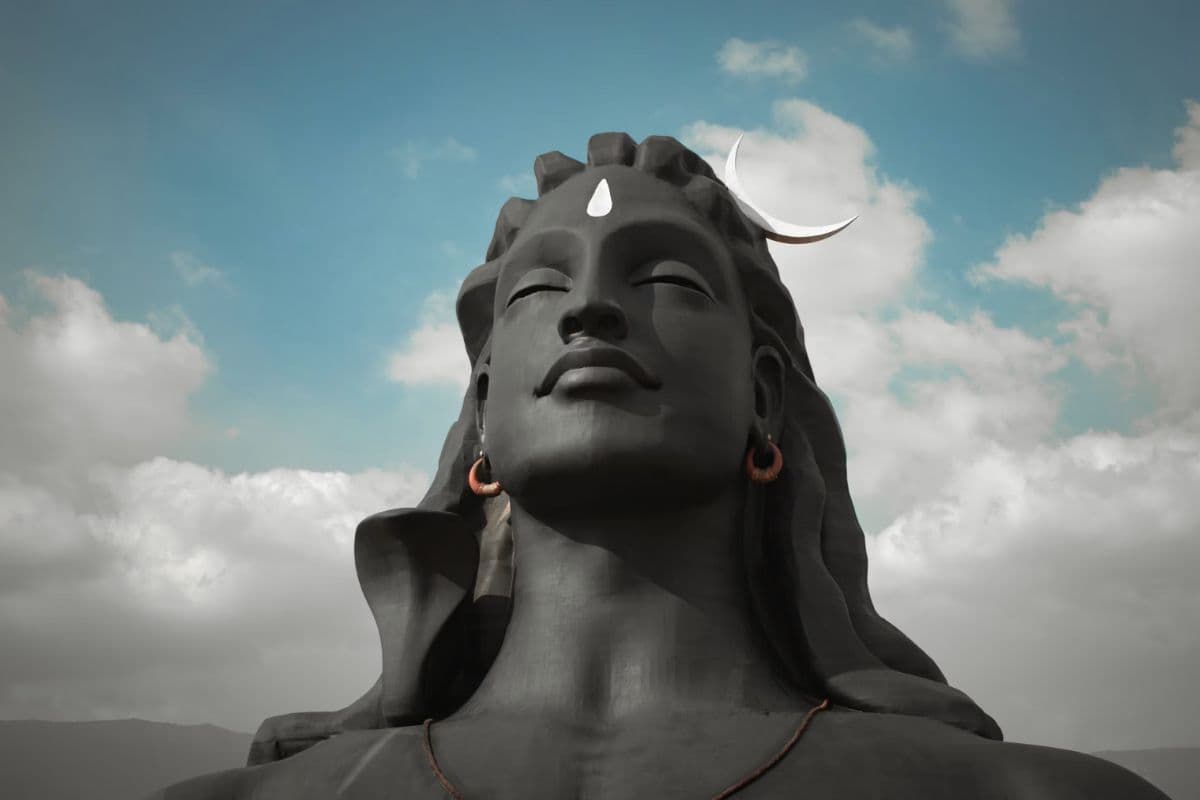 पुरुषोत्तम मास में शुक्र प्रदोष व्रत आज, शिव-विष्णु आराधना से मिलेगा विशेष पुण्यफल