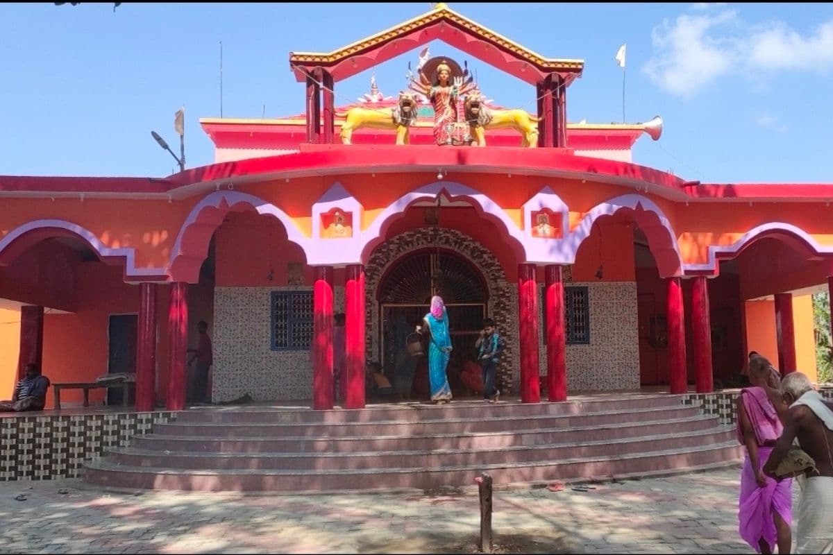 200 वर्षों की आस्था का केंद्र: कदई धार से प्रकट हुई थीं मां सुपौली भगवती, पूरी होती है हर मन्नत