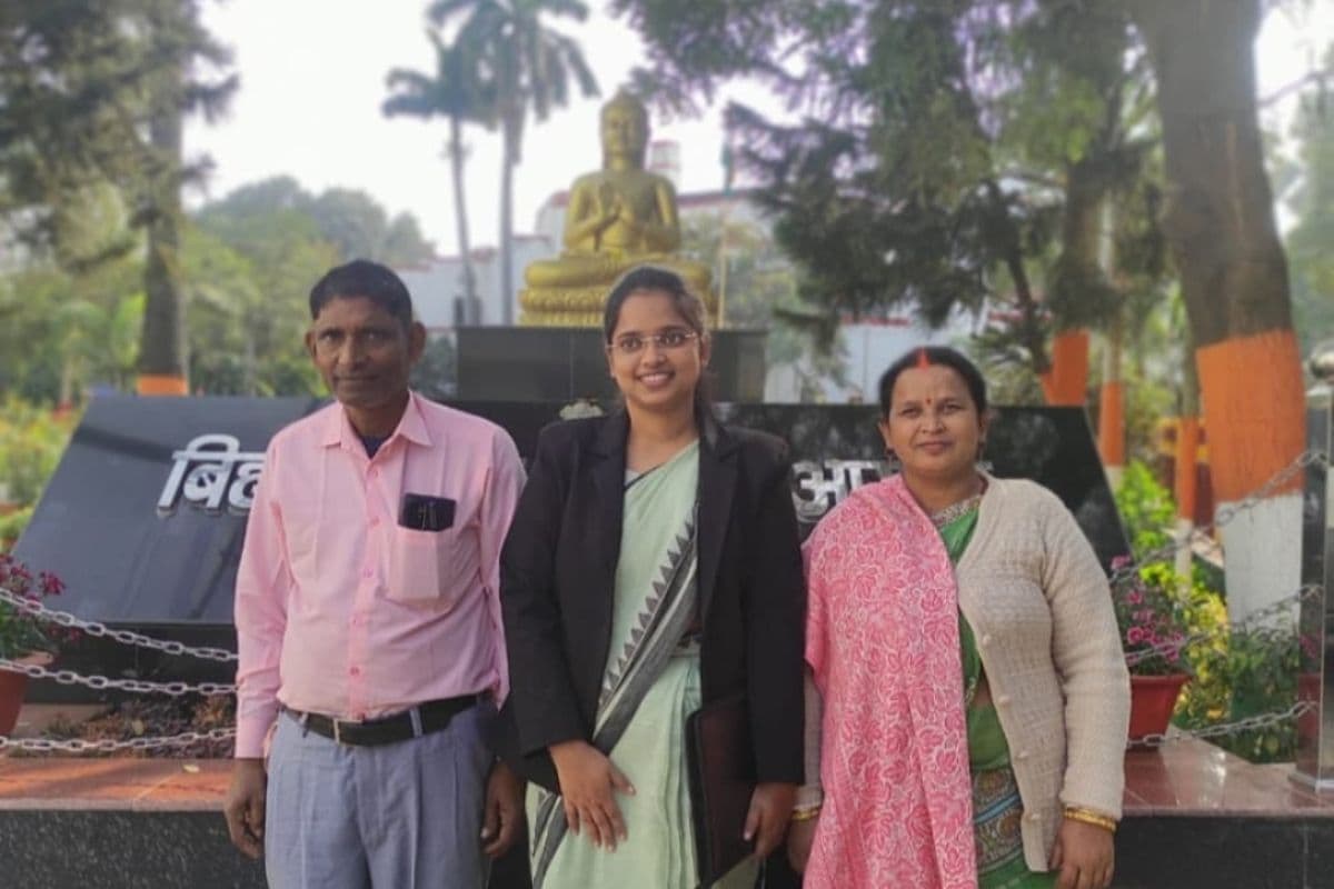 संघर्ष, आत्मविश्वास और सेल्फ स्टडी की मिसाल बनी बारसोई की बेटी ऐश्वरी, तीसरे प्रयास में बिना कोचिंग के BPSC फतह