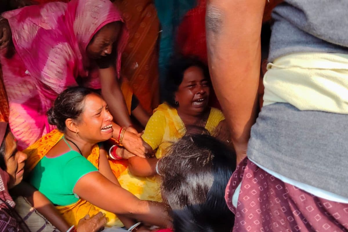 डीसीएलआर कार्यालय के ऑपरेटर की सड़क हादसे में मौत: अररिया फोरलेन पर अज्ञात वाहन ने बाइक को रौंदा