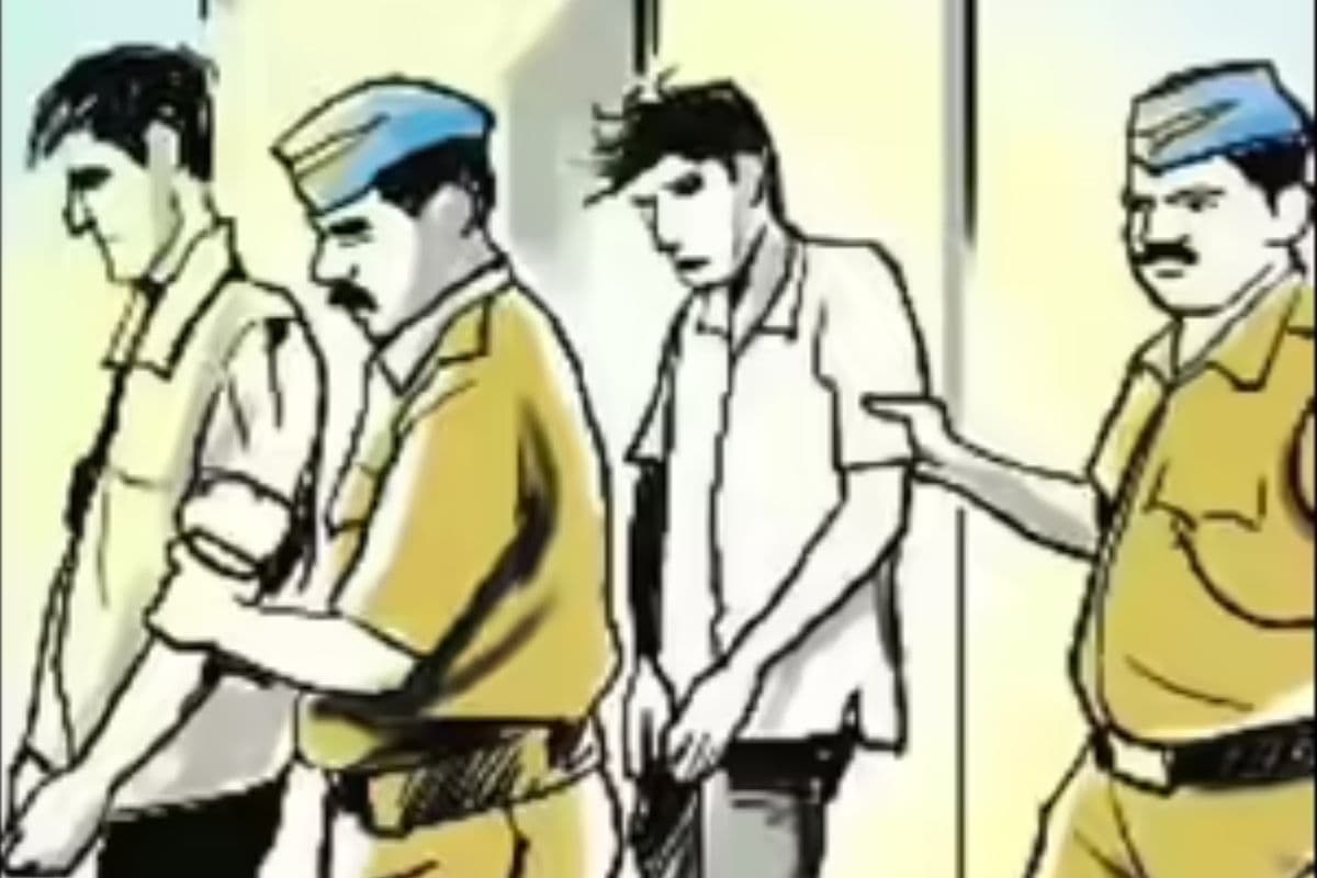 आरा में पुलिस की बड़ी कार्रवाई, चोरी के मामले में महिला समेत चार आरोपी गिरफ्तार