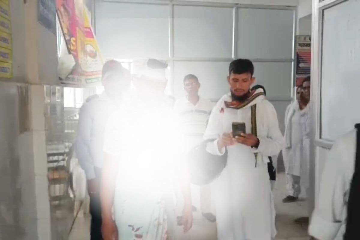 आपसी विवाद ने लिया हिंसक रूप, दो पक्षों के बीच हुई झड़प में चाकू लगने से एक व्यक्ति घायल