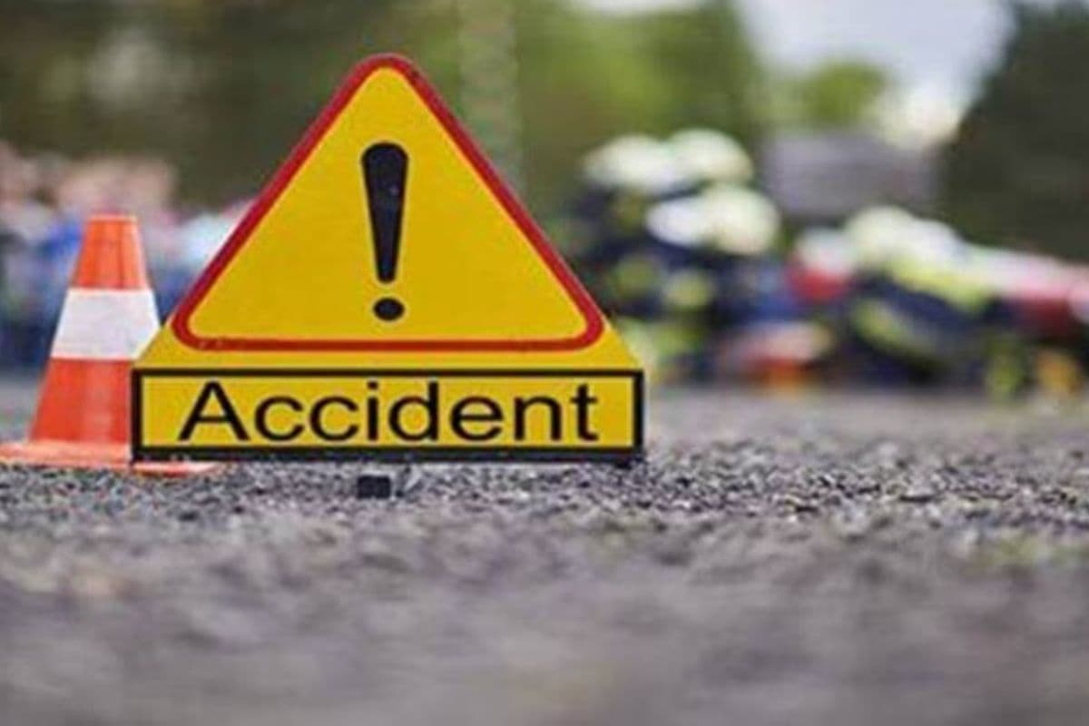 जहानाबाद में पिकअप और बाइक की टक्कर के बाद दो पक्षों में हिंसक झड़प, मारपीट और लूट का आरोप