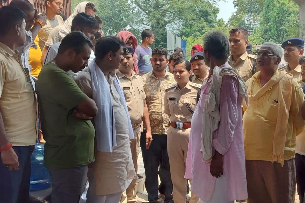 बेगूसराय में 5.5 लाख मुआवजे के बाद उठा डिलीवरी बॉय का शव, विधायक के हस्तक्षेप से सुलझा विवाद