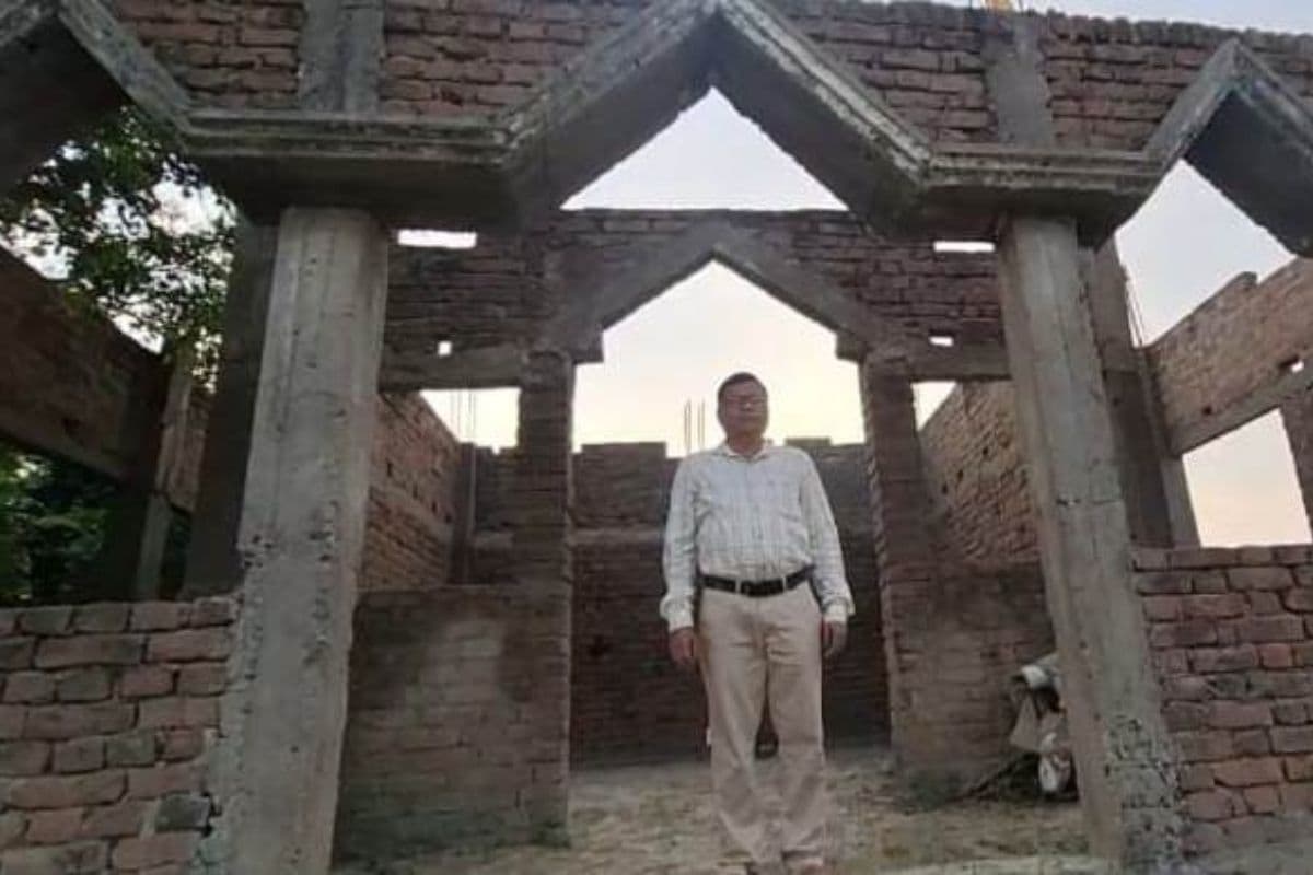 आस्था का नया केंद्र बनेगा विशेषरपुर, तेजी से बन रहा शिव-शक्ति मंदिर