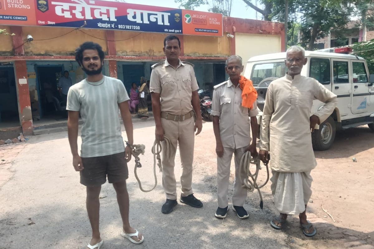 करसौत और मीराचक में पुलिस की संयुक्त कार्रवाई, दो गिरफ्तार