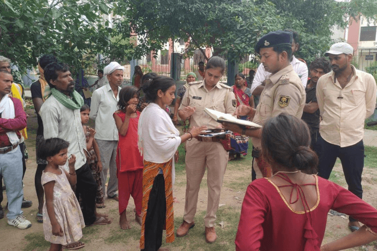 रोहतास में ₹30 हजार के विवाद में 5 बेटियों की मां की पीट-पीटकर हत्या; गांव में तरह-तरह की चर्चाएं, पुलिस हैरान!