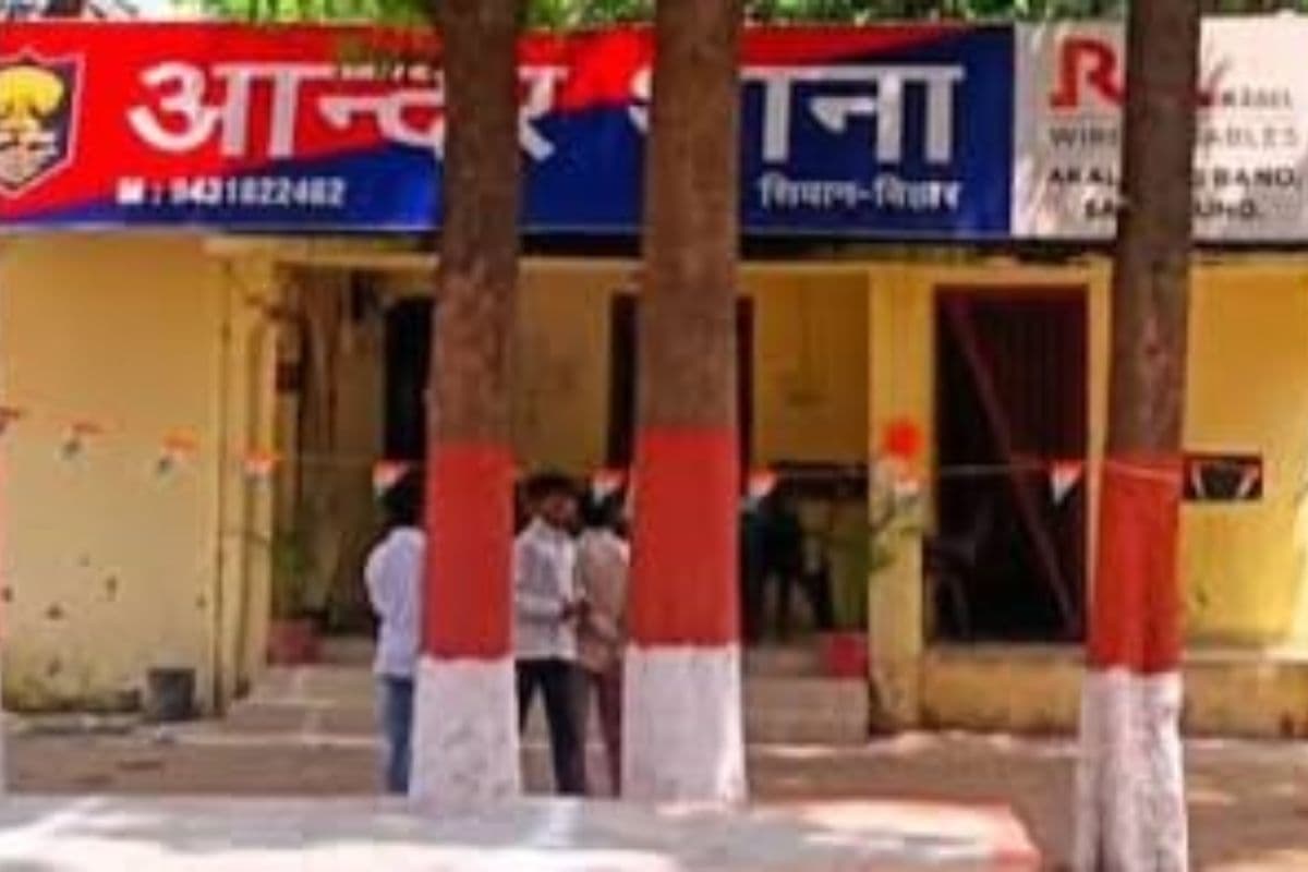 सीवान पुलिस के खिलाफ मानवाधिकार आयोग से शिकायत, DGP-गृह विभाग को भी दिया गया आवेदन