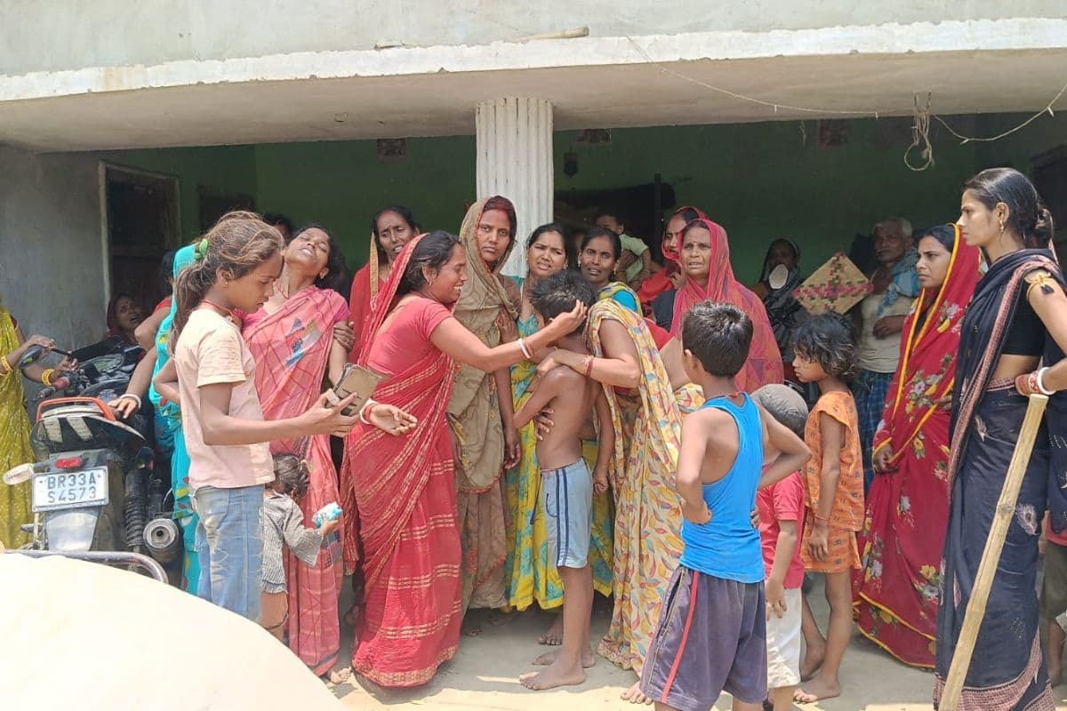 बेगूसराय में गोलीकांड के बाद तनावपूर्ण माहौल, पुलिस की कार्यशैली पर लग रहा आरोप