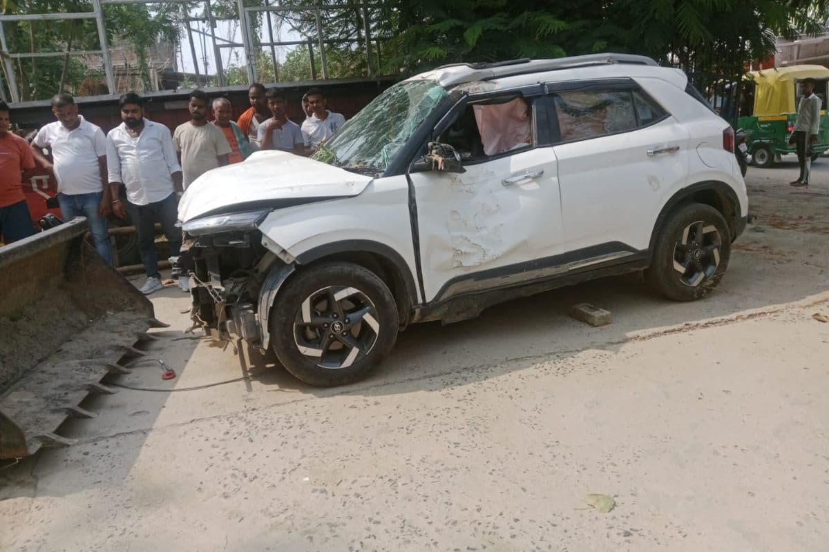 हसनपुरा पेट्रोल पंप के पास भीषण सड़क हादसा, बाइक सवार गंभीर रूप से जख्मी, ग्रामीणों ने बचाई जान