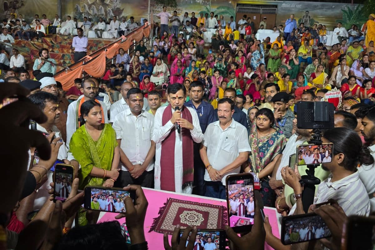 कोनहारा घाट पर श्रद्धा और आस्था का संगम, नित्यानंद राय की मौजूदगी में नमामि गंगे घाट पर हुआ भव्य कार्यक्रम