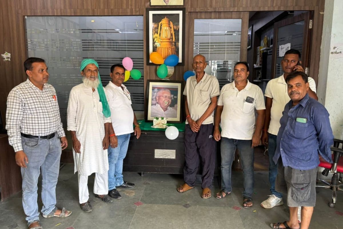 शेखपुरा में धूमधाम से मनाया राजद सुप्रीमो लालू प्रसाद यादव का 79वां जन्मदिन