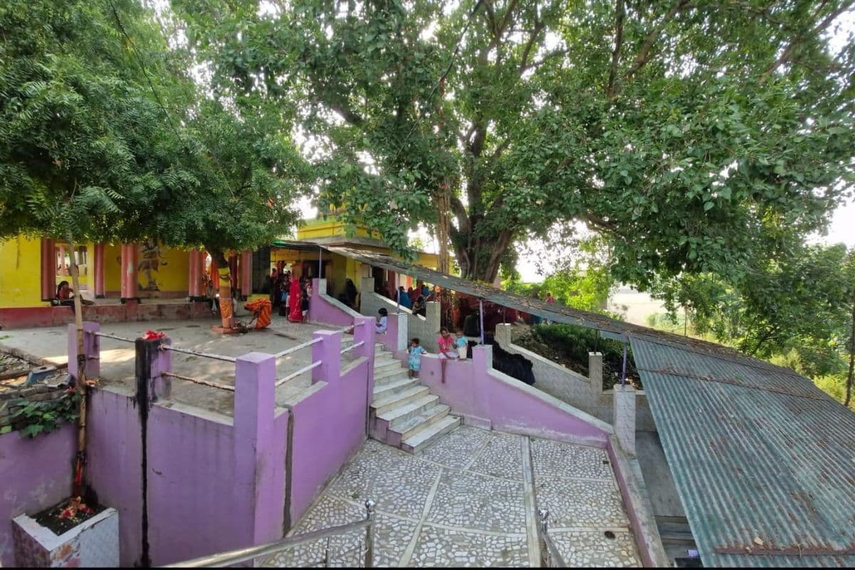 बेगूसराय का प्राचीन धार्मिक धरोहर, जहां पूरी होती हैं भक्तों की मनोकामनाएं, जानिए बाबा वीरभद्र नाथ मंदिर का महत्व