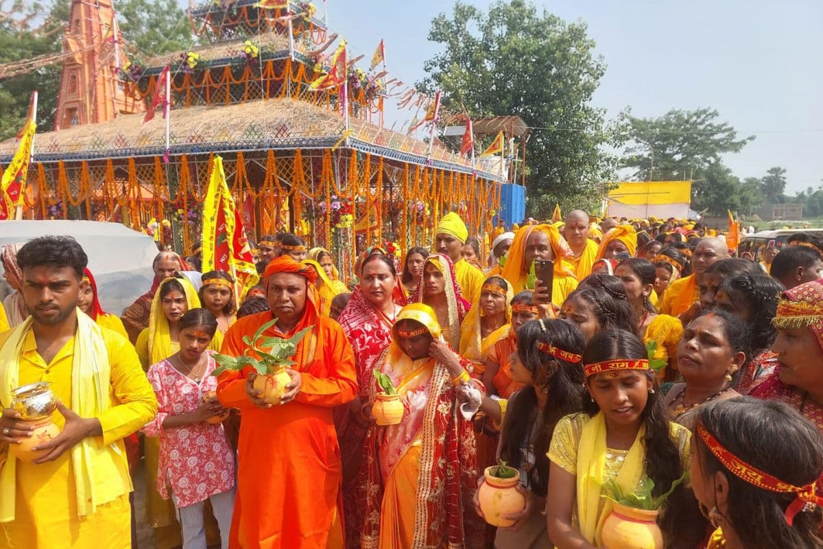 सारण के मढ़ौरा में भव्य 'श्री शतचंडी महायज्ञ' की शुरुआत, 7 दिनों तक मेला और सांस्कृतिक कार्यक्रम का आयोजन