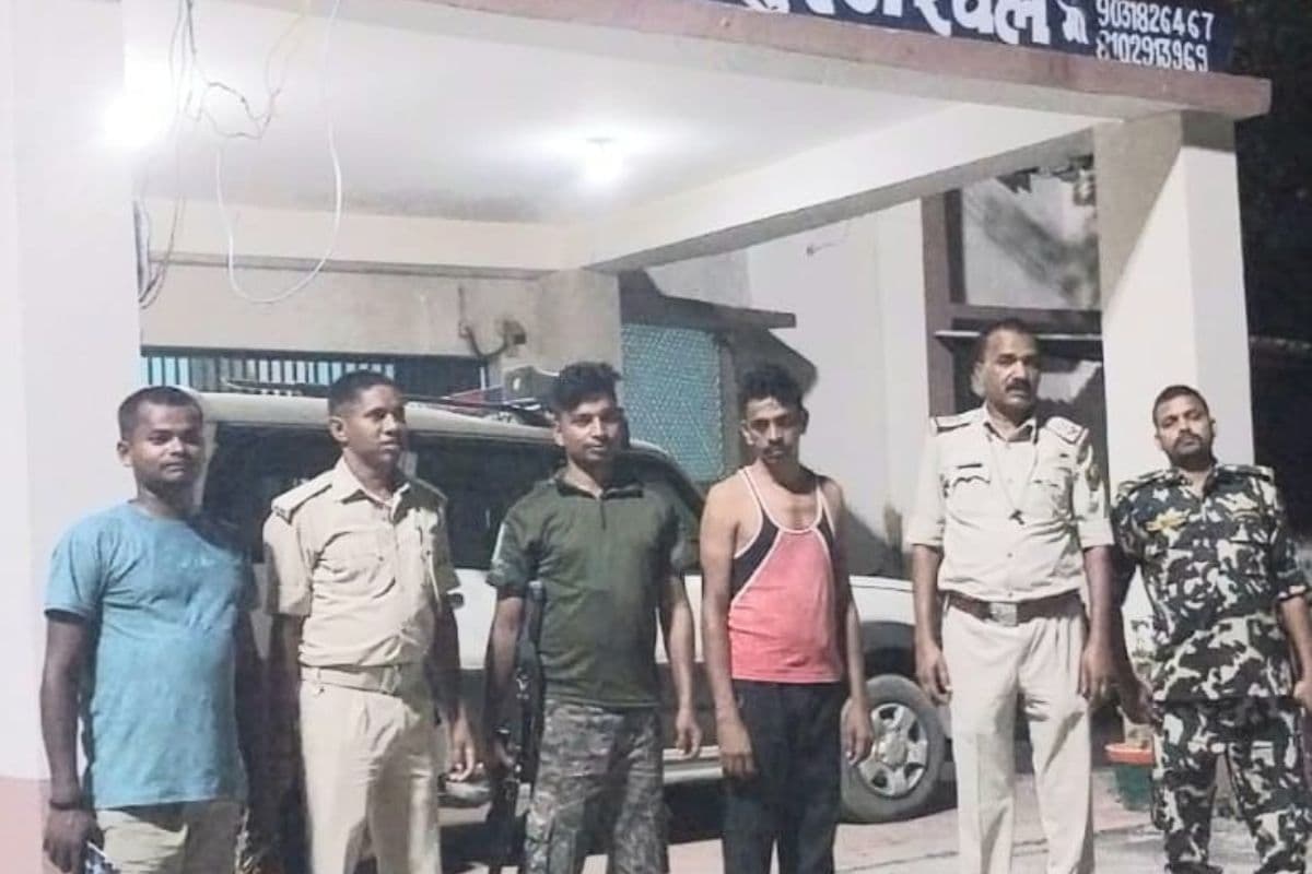 अरवल: मानिकपुर पुलिस की बड़ी कार्रवाई, लबं समय से फरार चल रहा वारंटी धराया