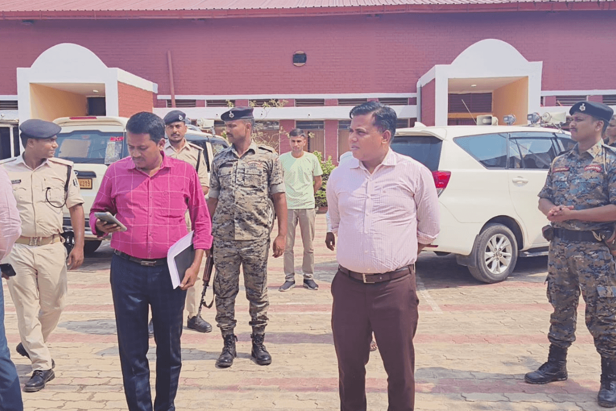 शेखपुरा में NEET परीक्षा को लेकर जिला प्रशासन अलर्ट: केंद्रों पर खुद पहुंचे डीएम-एसपी