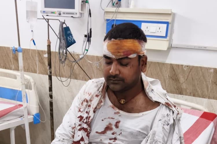 गया जी: सड़क हादसे में युवक घायल, पत्नी व साले पर हत्या के प्रयास की आशंका जतायी