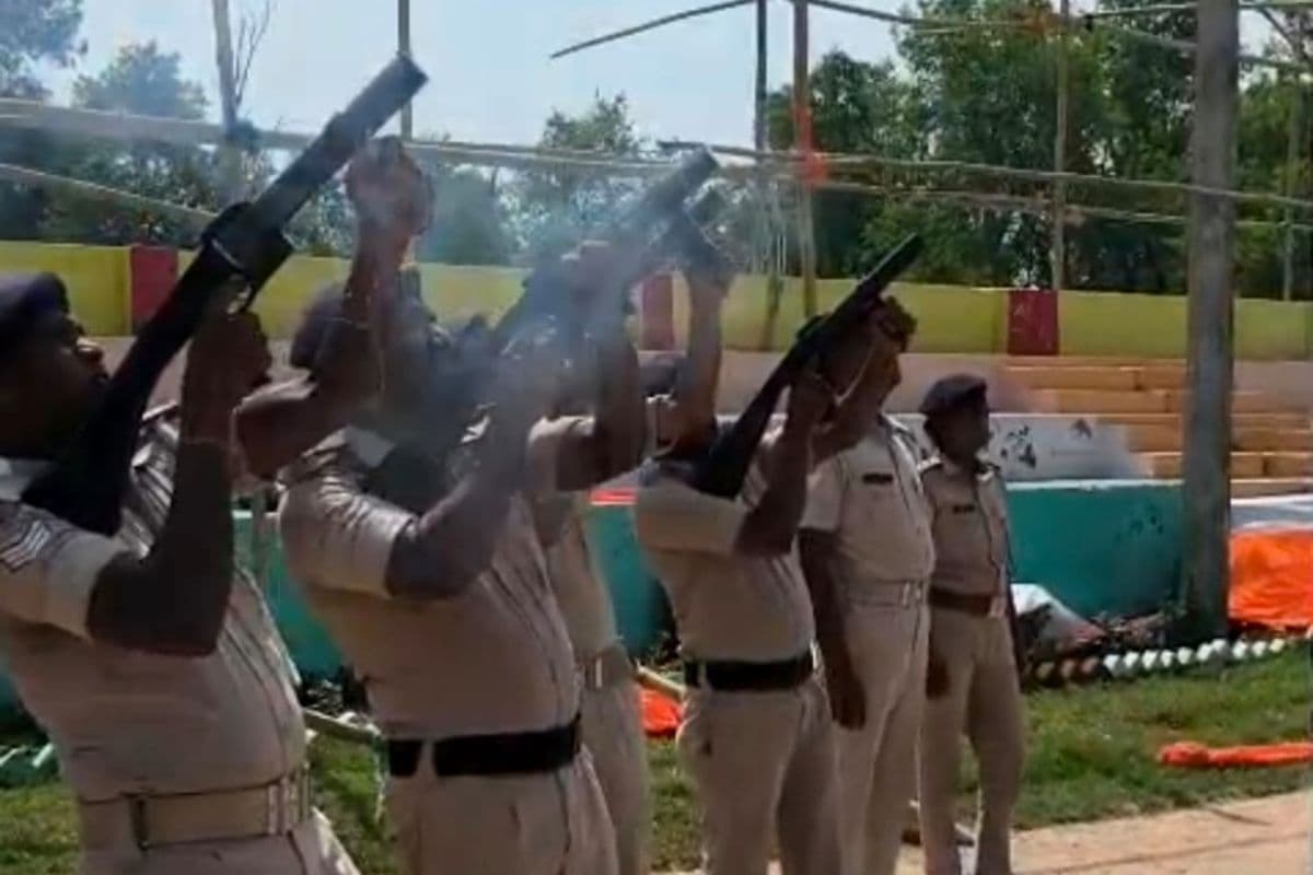 मुहर्रम को लेकर नवादा पुलिस अलर्ट, शांति व्यवस्था की तैयारी तेज, नवादा में पुलिस का मॉक ड्रिल अभ्यास