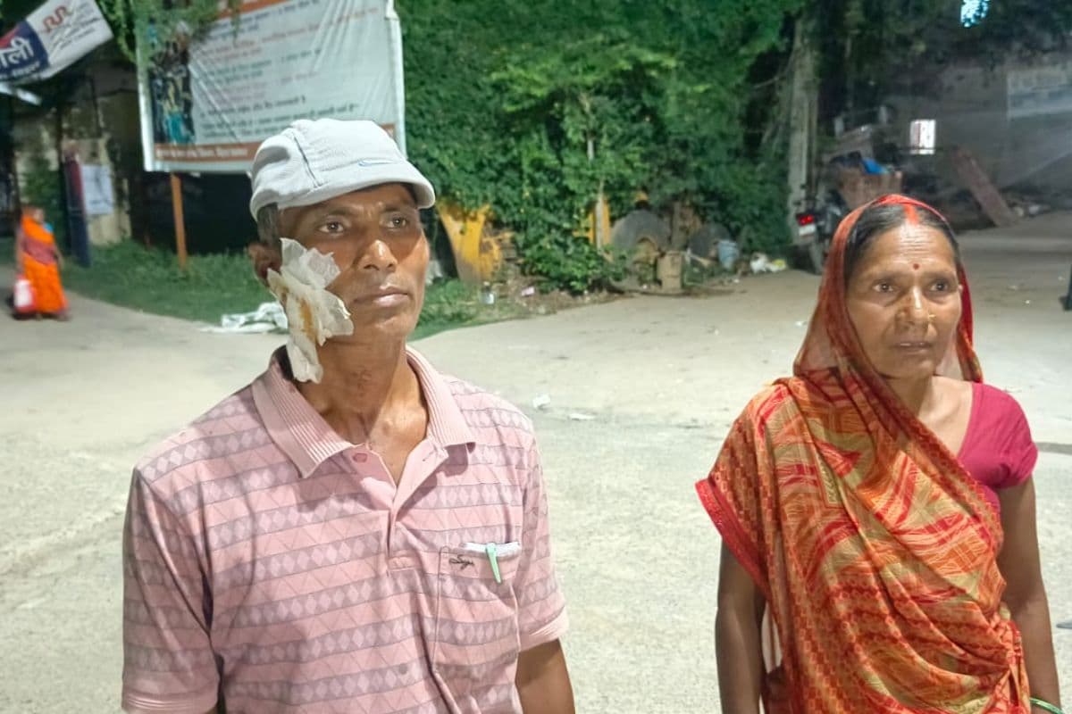 नवादा में घर के दरवाजे पर खड़े युवक पर जानलेवा हमला, सिर में लगे चार टांके