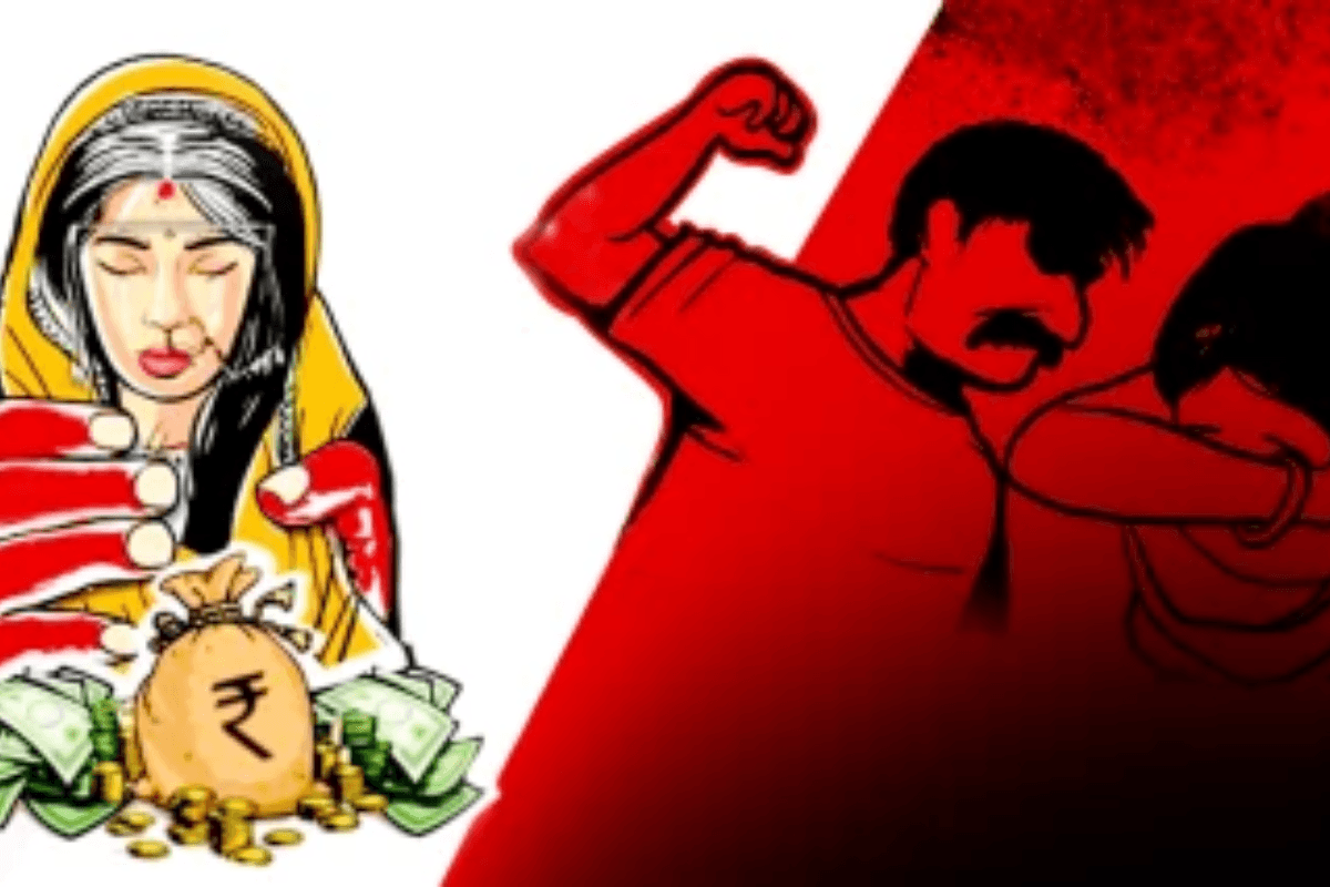 बाइक के लिए विवाहिता की हत्या! शादी के 4 महीने बाद ही आरती ने लगाई फांसी, FIR दर्ज