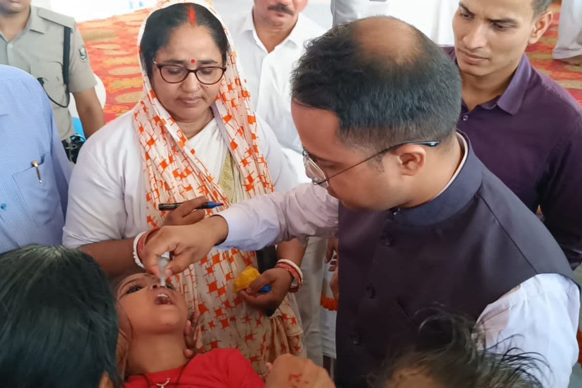 Pulse Polio Campaign: Pulse Polio campaign launched in Saran