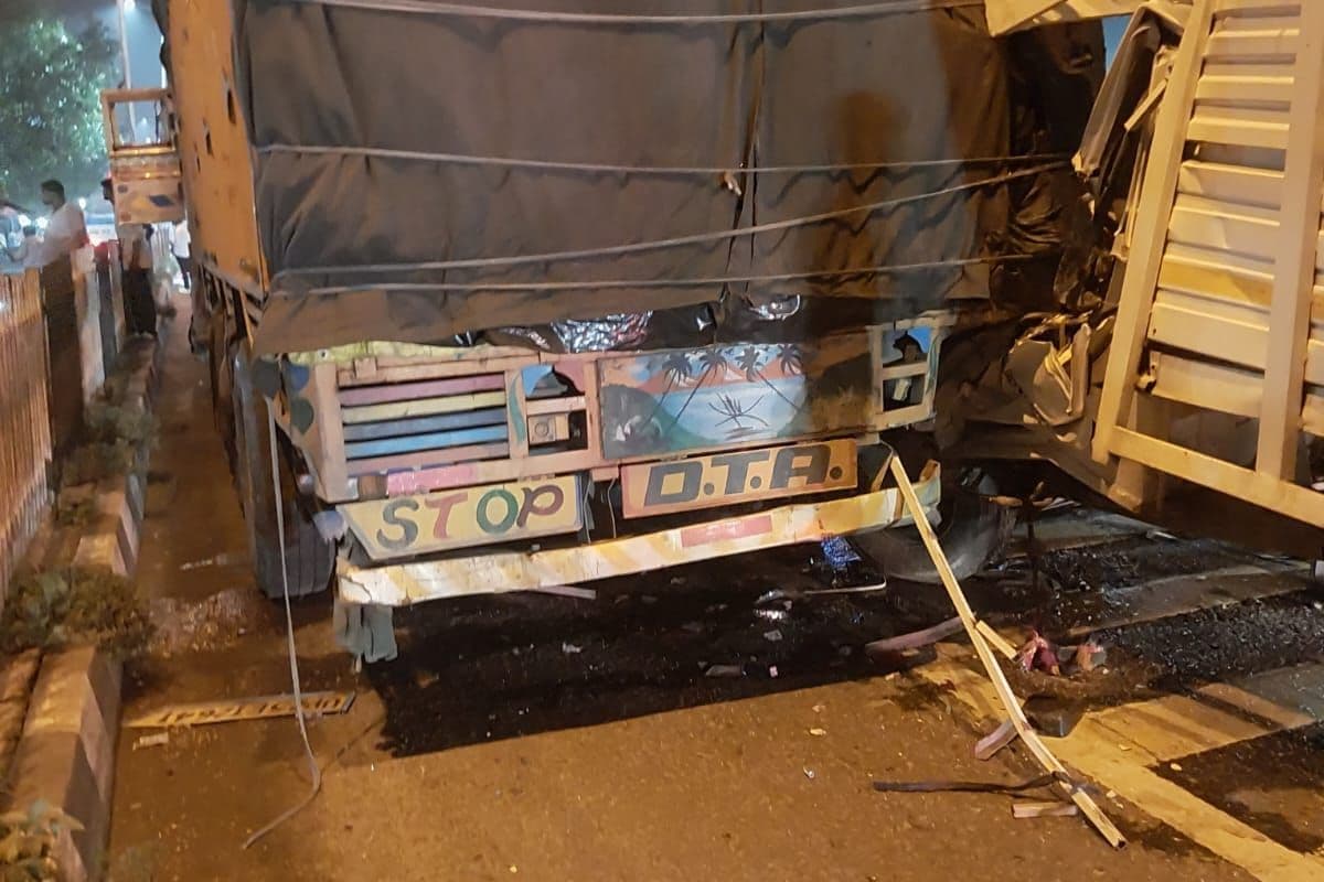 Gopalganj Road Accident: Pickup truck rams Gopalganj Road Accident: Pickup truck rams