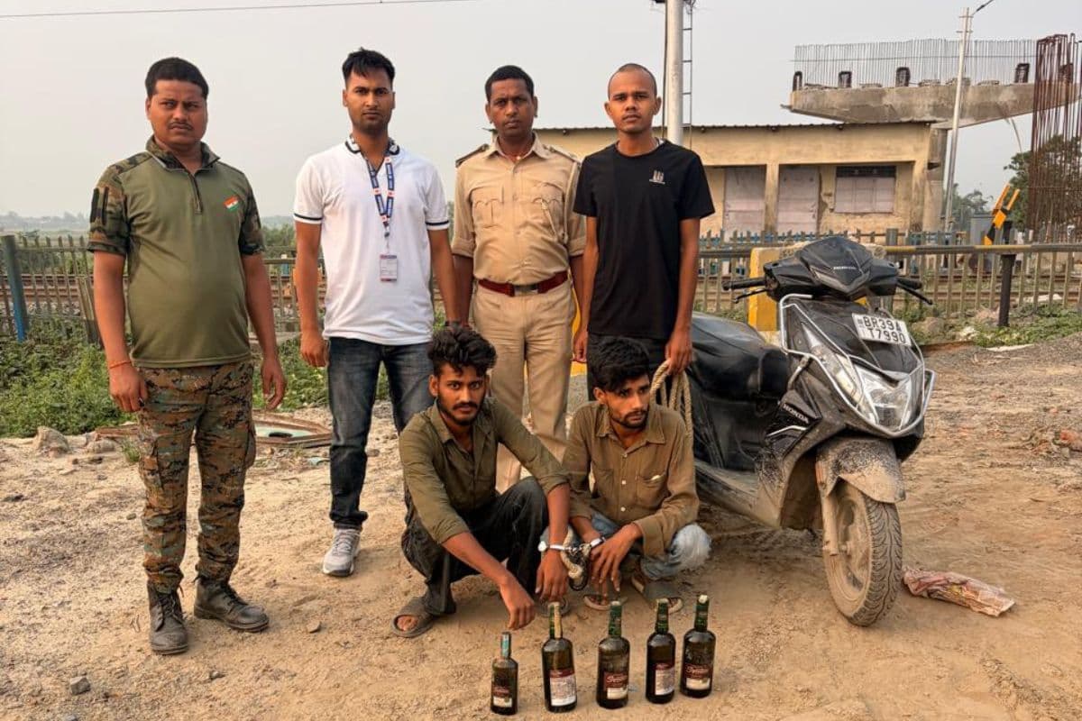 उत्पाद पुलिस की चौतरफा कार्रवाई, 109 लीटर शराब के साथ महिला समेत 6 तस्कर गिरफ्तार