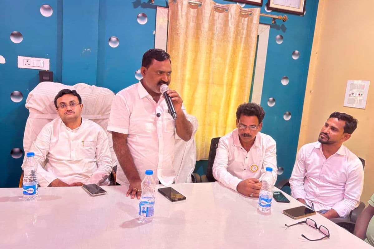 संगठन विस्तार को लेकर जन सुराज की बैठक: बूथ स्तर तक मजबूती पर जोर