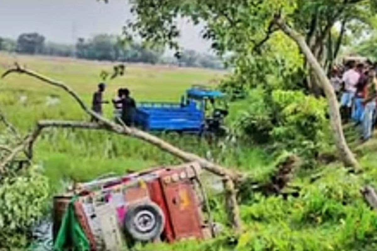 ठाकुरगंज में आपस में टकराये दो ई-रिक्शा, हादसे में चालक समेत 6 घायल, इलाज जारी