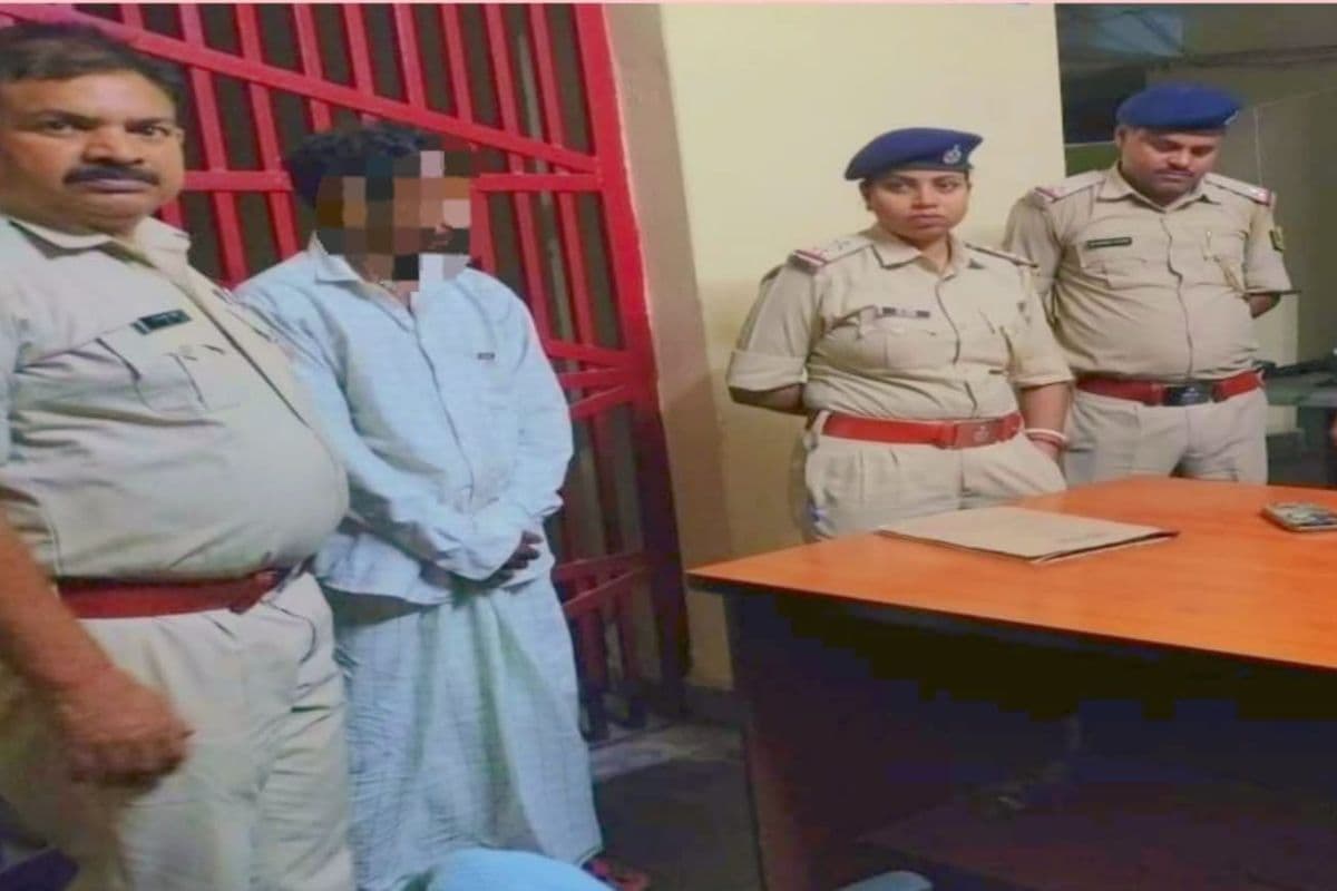 एससी-एसटी थाना पुलिस की बड़ी कार्रवाई, देवरिया गांव से नामजद आरोपी एकरामुल गिरफ्तार