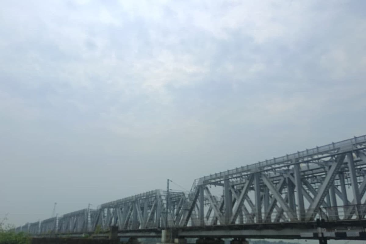 आज होगी मध्यम बारिश, 36 डिग्री पर पहुंचेगा तापमान, गर्मी से मिलेगी राहत