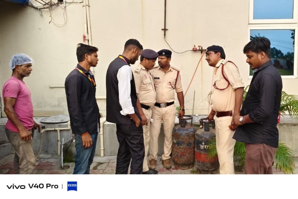 अररिया में अग्नि सुरक्षा मानकों को लेकर प्रशासन सख्त, जांच तेज