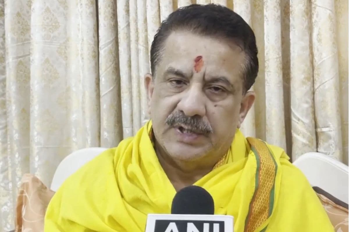 राम मंदिर चंदा विवादः पूर्व वक्फ बोर्ड चेयरमैन बोले- चंपत राय को नहीं देना चाहिए था इस्तीफा