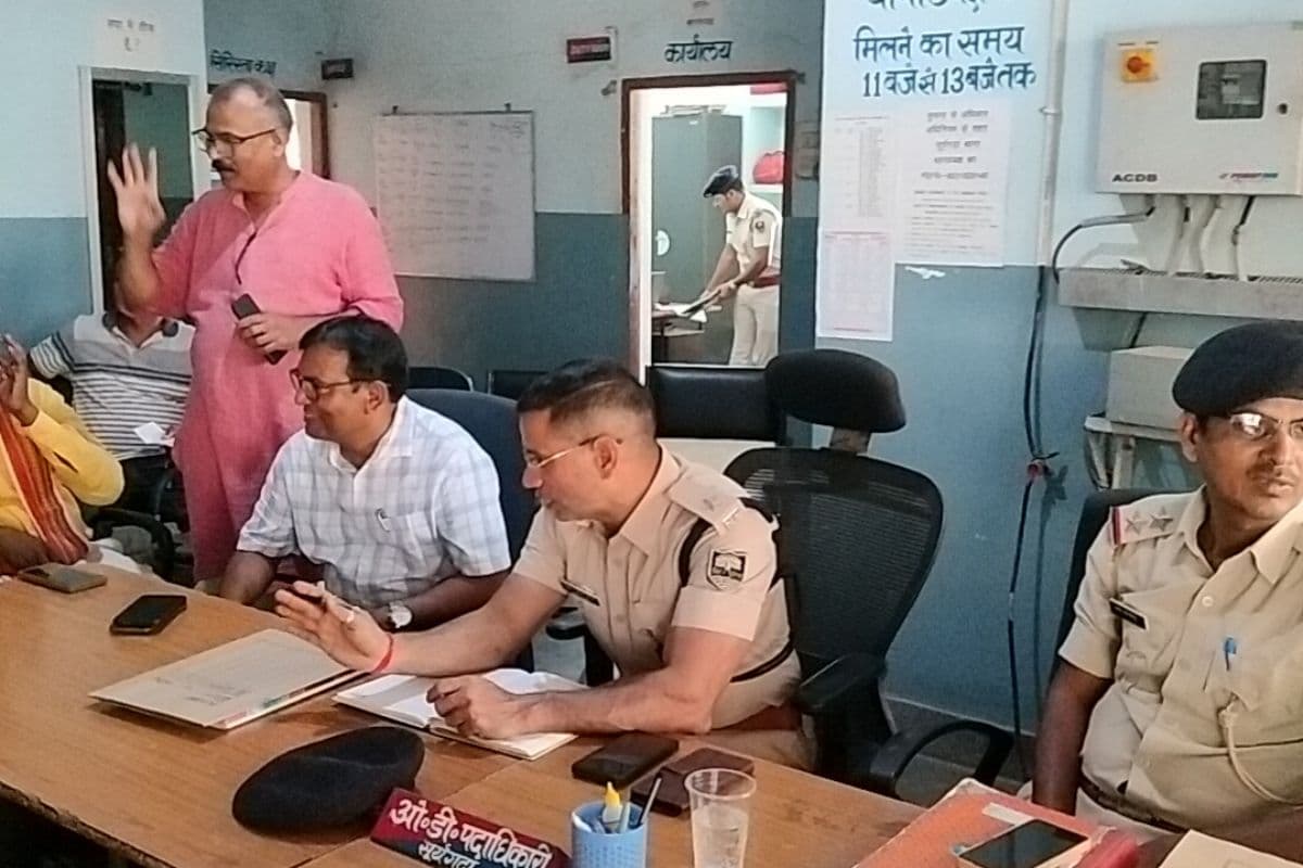 मोहर्रम को लेकर प्रशासन अलर्ट, शांति समिति की बैठक में सौहार्द बनाए रखने की अपील