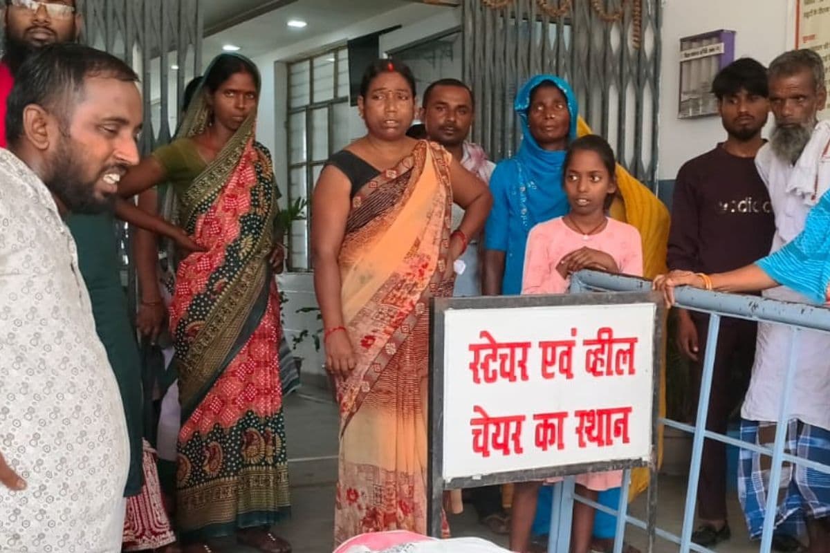 ढाका मोड़ कौशल विकास केंद्र में चार मंजिला इमारत से गिरकर 19 वर्षीय छात्रा की मौत, जांच में जुटी पुलिस