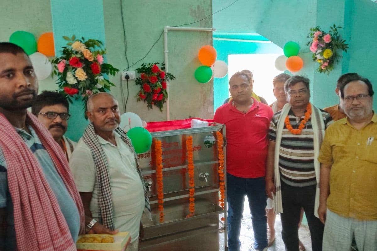 बेगूसराय के नावकोठी शिव मंदिर परिसर में लगा RO प्लांट, श्रद्धालुओं को मिलेगा शीतल और शुद्ध जल