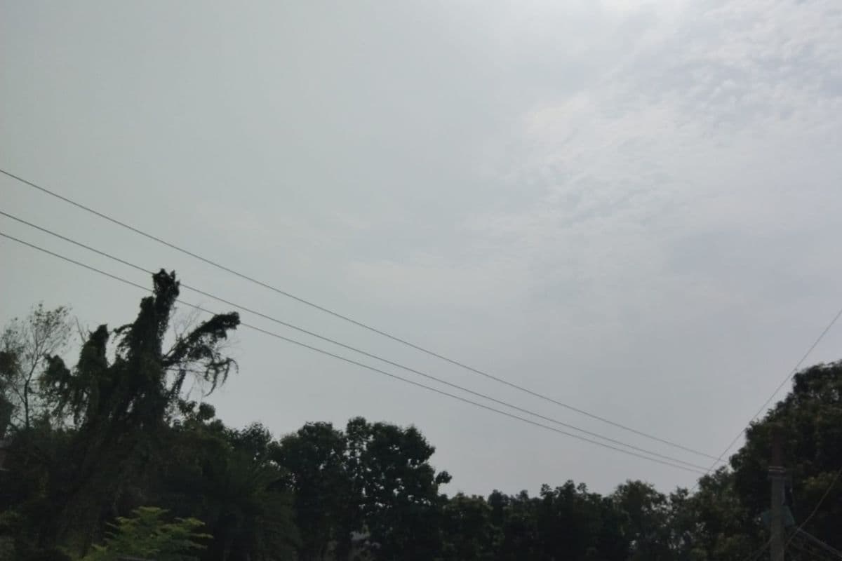 बारिश के आसार, फिर भी नहीं मिलेगी राहत, धूप और उमस बढ़ाएगी परेशानी